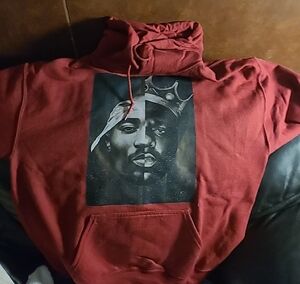 BRAND NEW TUPAC/BIGGIE HOODIE Men's Red Graphic Hoodie